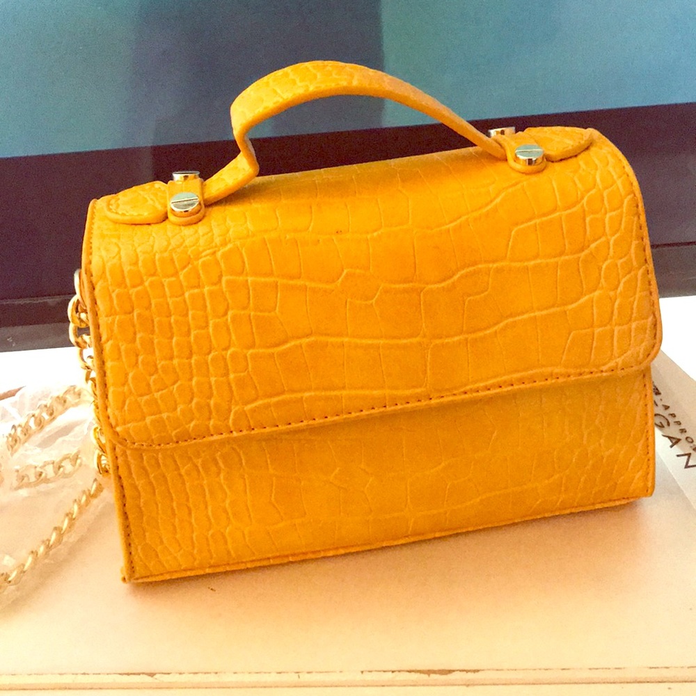 Handbag